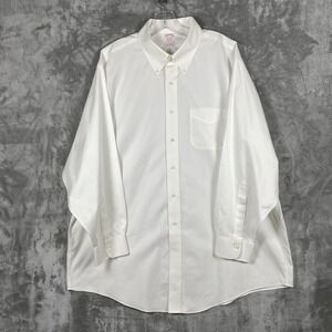 Brooks Brothers Dress Shirt Men 17 1/2, 33 L Sleeve White No-Iron Supima Cotton